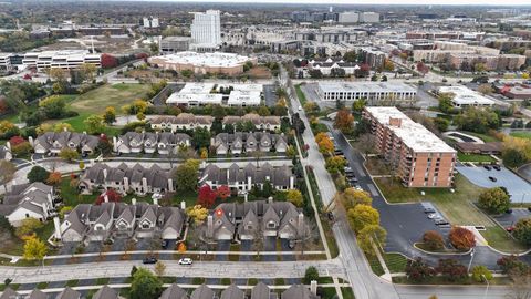 Tiny photo for 513 Rosebud Drive N, Lombard, IL 60148 (MLS # 12509413)