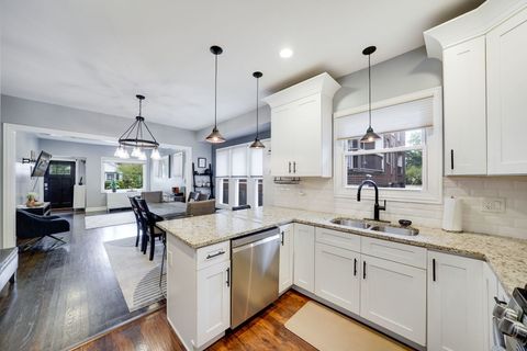 Tiny photo for 1107 E Prairie Avenue, Des Plaines, IL 60016 (MLS # 12492781)