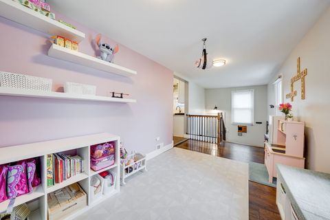 Tiny photo for 1107 E Prairie Avenue, Des Plaines, IL 60016 (MLS # 12492781)