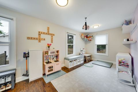 Tiny photo for 1107 E Prairie Avenue, Des Plaines, IL 60016 (MLS # 12492781)