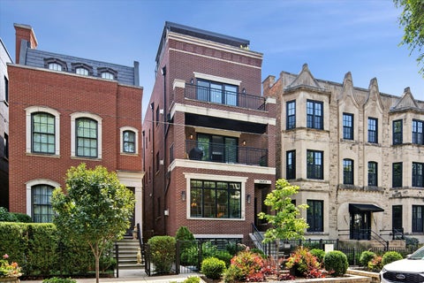 Photo of 2653 N Dayton Street #1, Chicago, IL 60614 (MLS # 12723014)