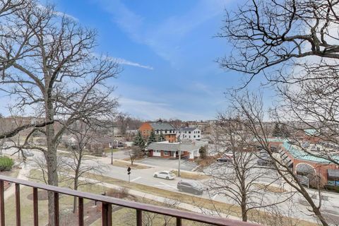 Tiny photo for 441 N Park Boulevard #4B, Glen Ellyn, IL 60137 (MLS # 12558882)
