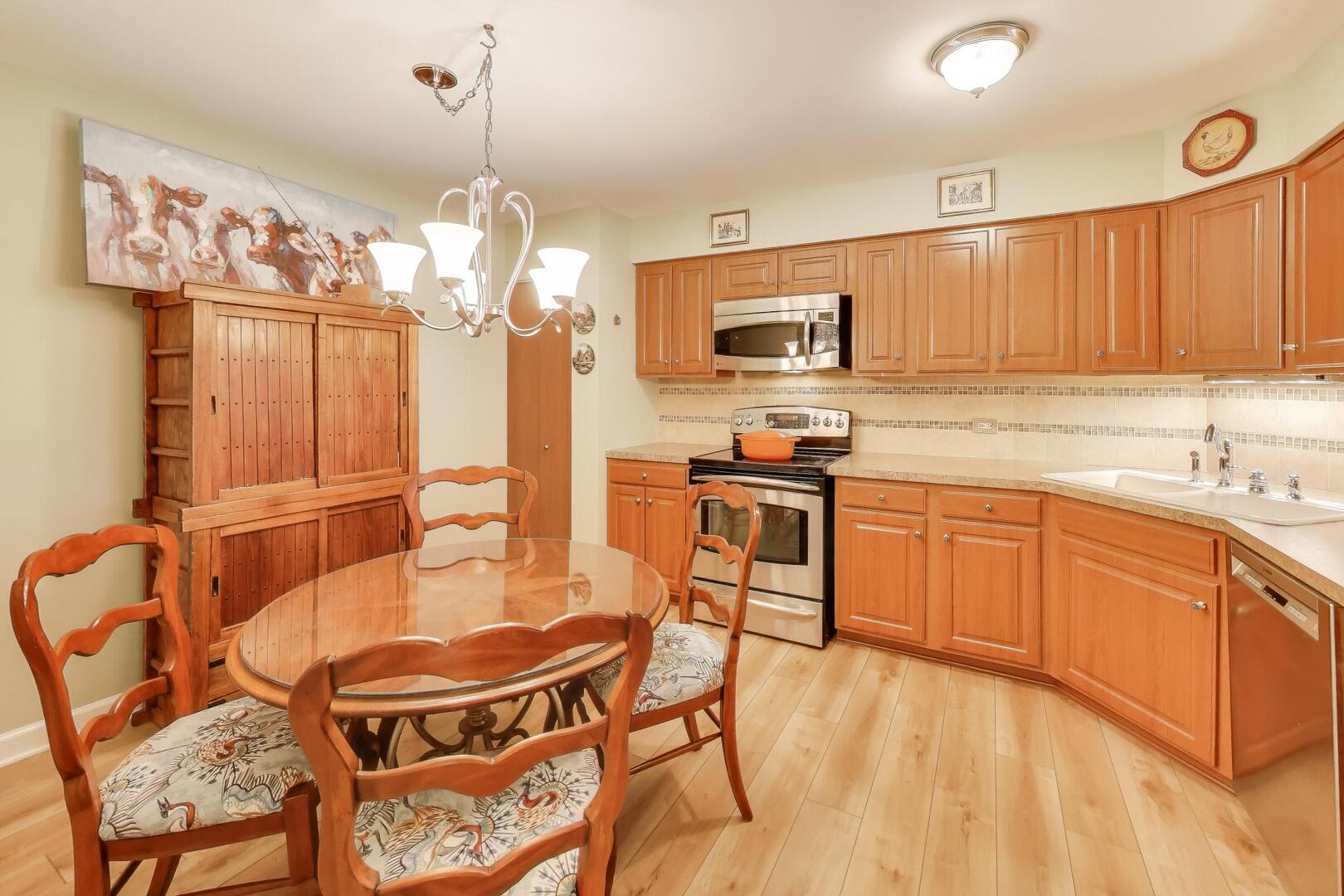 441 N Park Boulevard 4B