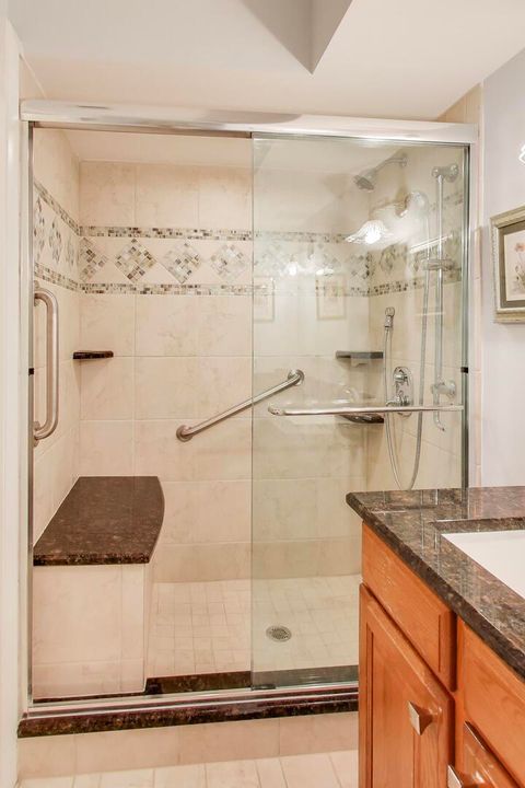 Tiny photo for 441 N Park Boulevard #4B, Glen Ellyn, IL 60137 (MLS # 12558882)