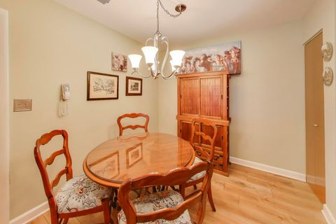 Tiny photo for 441 N Park Boulevard #4B, Glen Ellyn, IL 60137 (MLS # 12558882)