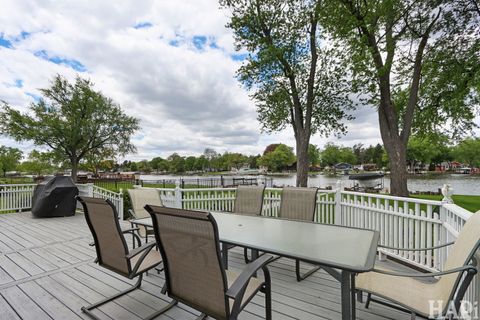 Tiny photo for 1611 N Woodlawn Park Avenue, McHenry, IL 60051 (MLS # 12645611)