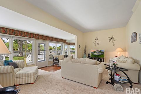 Tiny photo for 1611 N Woodlawn Park Avenue, McHenry, IL 60051 (MLS # 12645611)