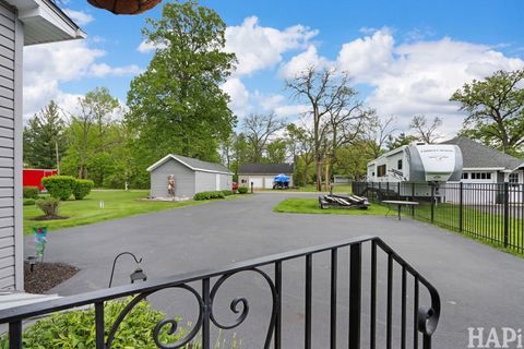Tiny photo for 1611 N Woodlawn Park Avenue, McHenry, IL 60051 (MLS # 12645611)
