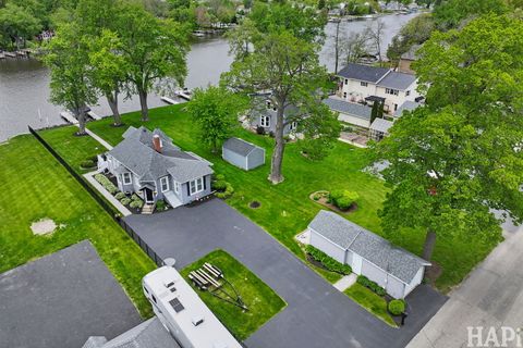 Tiny photo for 1611 N Woodlawn Park Avenue, McHenry, IL 60051 (MLS # 12645611)