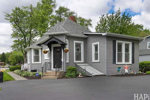 Tiny photo for 1611 N Woodlawn Park Avenue, McHenry, IL 60051 (MLS # 12645611)