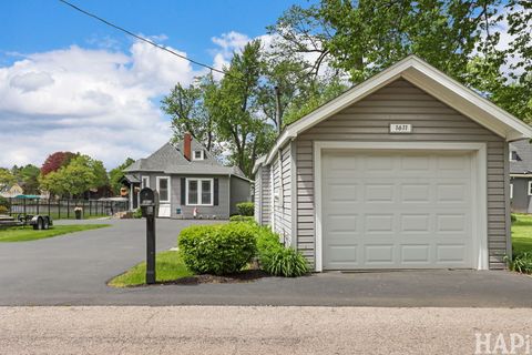 Tiny photo for 1611 N Woodlawn Park Avenue, McHenry, IL 60051 (MLS # 12645611)