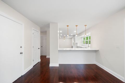 Tiny photo for 1017 Juniper Parkway, Libertyville, IL 60048 (MLS # 12471090)