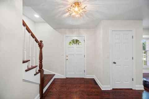 Tiny photo for 1017 Juniper Parkway, Libertyville, IL 60048 (MLS # 12471090)