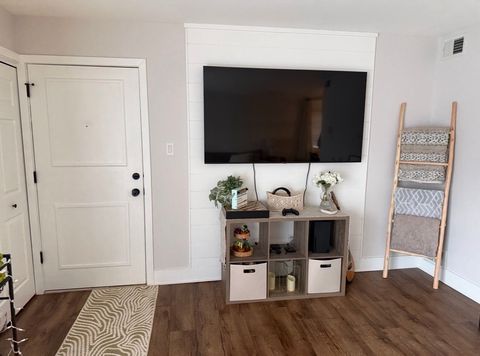 Tiny photo for 9950 Shady Lane #1B, Orland Park, IL 60462 (MLS # 12611620)