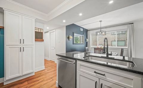 Tiny photo for 9950 Shady Lane #1B, Orland Park, IL 60462 (MLS # 12611620)