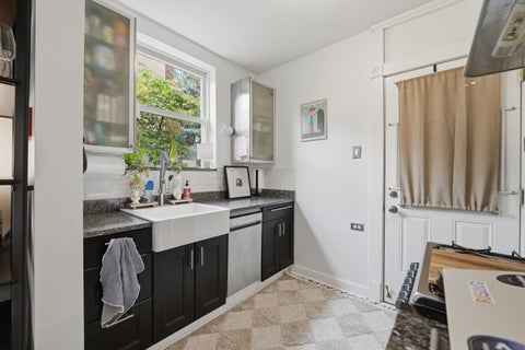 Tiny photo for 5314 N Glenwood Avenue #1W, Chicago, IL 60640 (MLS # 12738793)
