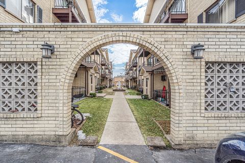 7224 W Wrightwood Avenue 206 Elmwood Park IL 60707