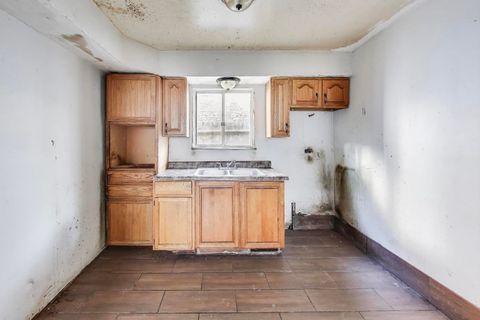 Tiny photo for 7335 S Morgan Street, Chicago, IL 60621 (MLS # 12479906)