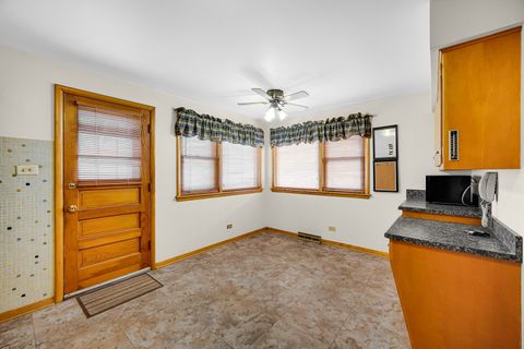 Tiny photo for 18537 Palmer Avenue, Homewood, IL 60430 (MLS # 12515524)