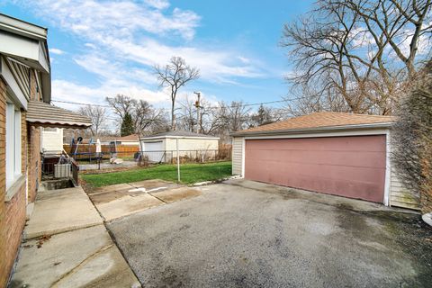 Tiny photo for 18537 Palmer Avenue, Homewood, IL 60430 (MLS # 12515524)