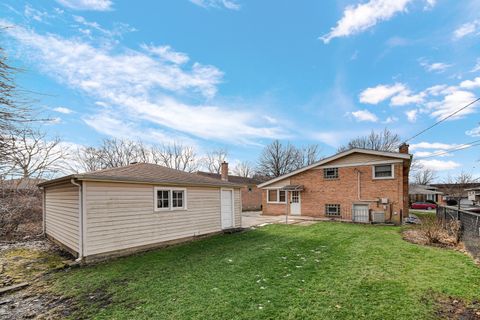 Tiny photo for 18537 Palmer Avenue, Homewood, IL 60430 (MLS # 12515524)