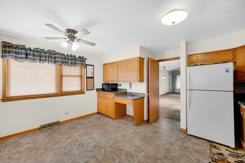 Tiny photo for 18537 Palmer Avenue, Homewood, IL 60430 (MLS # 12515524)