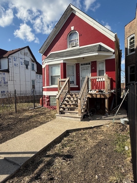 4734 W Monroe Street