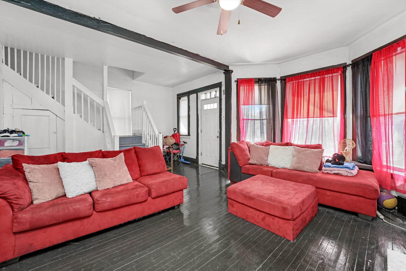 4734 W Monroe Street