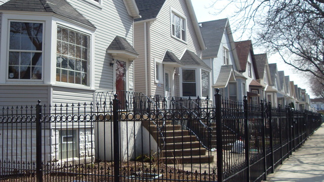 1657 N Harding Avenue