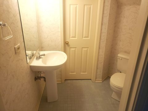 Tiny photo for 157 Louise Court #157, Wood Dale, IL 60191 (MLS # 12642416)