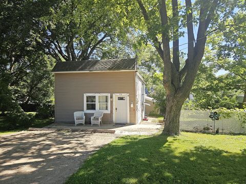 Photo of 1216 S Ottawa Avenue, Dixon, IL 61021 (MLS # 12525610)