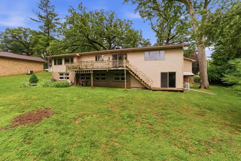 Tiny photo for 403 N 10th Street, Clinton, IA 52732 (MLS # 12672543)