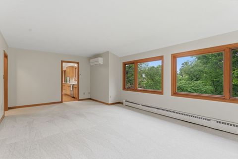 Tiny photo for 403 N 10th Street, Clinton, IA 52732 (MLS # 12672543)