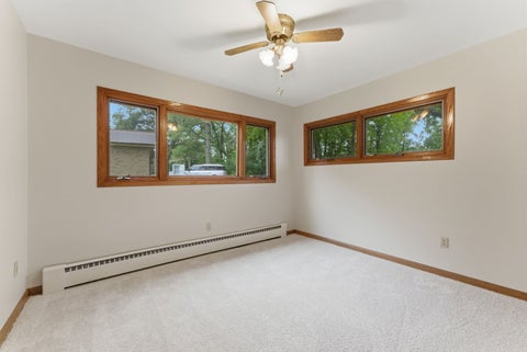 Tiny photo for 403 N 10th Street, Clinton, IA 52732 (MLS # 12672543)