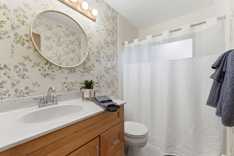 Tiny photo for 403 N 10th Street, Clinton, IA 52732 (MLS # 12672543)