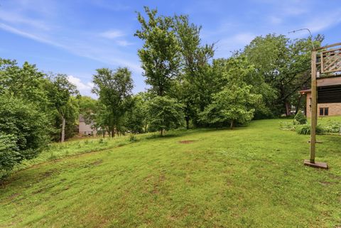 Tiny photo for 403 N 10th Street, Clinton, IA 52732 (MLS # 12672543)