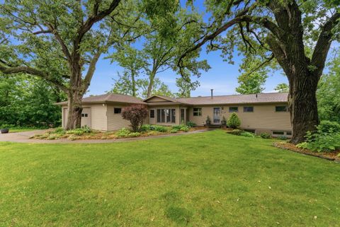 Tiny photo for 403 N 10th Street, Clinton, IA 52732 (MLS # 12672543)