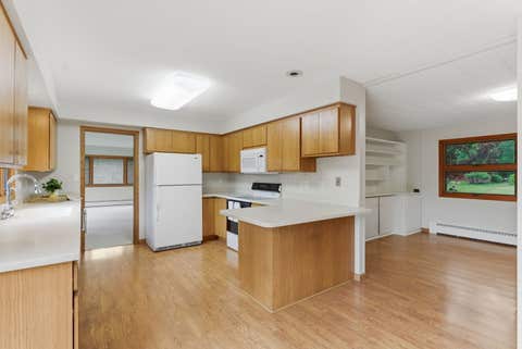 Tiny photo for 403 N 10th Street, Clinton, IA 52732 (MLS # 12672543)