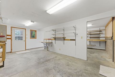 Tiny photo for 403 N 10th Street, Clinton, IA 52732 (MLS # 12672543)