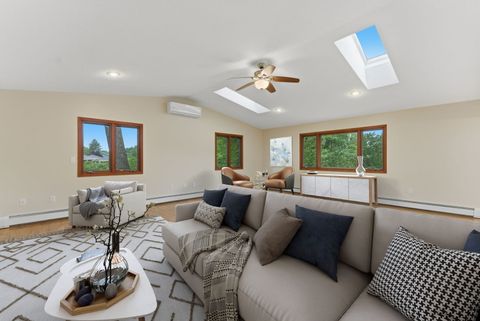 Tiny photo for 403 N 10th Street, Clinton, IA 52732 (MLS # 12672543)