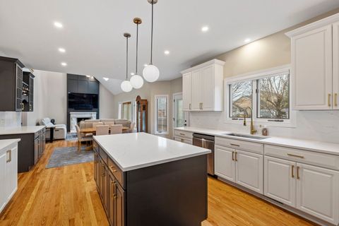 Tiny photo for 1203 N Burning Bush Lane, Mount Prospect, IL 60056 (MLS # 12525356)