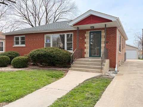 752 E 164th Street South Holland IL 60473