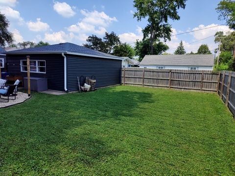 Tiny photo for 1604 BURRY CIRCLE Drive, Crest Hill, IL 60403 (MLS # 12702621)