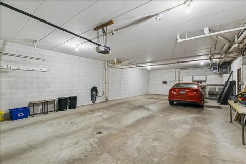 Tiny photo for 15705 Old Orchard Court #1N, Orland Park, IL 60462 (MLS # 12509278)