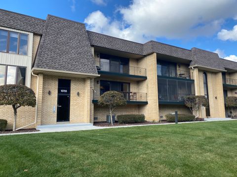 Photo of 15705 Old Orchard Court #1N, Orland Park, IL 60462 (MLS # 12509278)