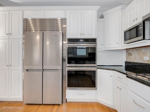 Tiny photo for 217 S Summit Street, Wheaton, IL 60187 (MLS # 12761436)