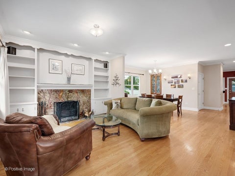 Tiny photo for 217 S Summit Street, Wheaton, IL 60187 (MLS # 12761436)