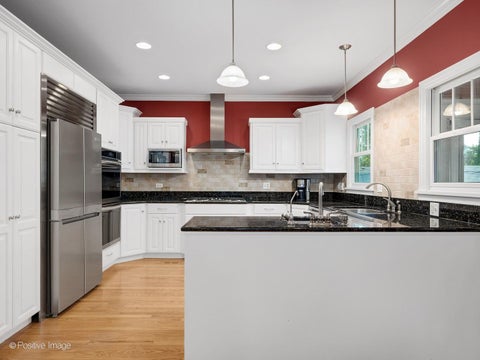 Tiny photo for 217 S Summit Street, Wheaton, IL 60187 (MLS # 12761436)