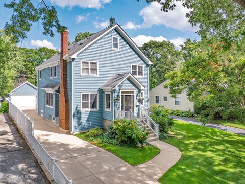 Photo of 217 S Summit Street, Wheaton, IL 60187 (MLS # 12761436)