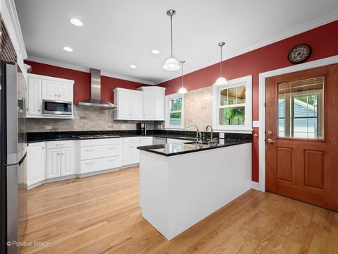 Tiny photo for 217 S Summit Street, Wheaton, IL 60187 (MLS # 12761436)